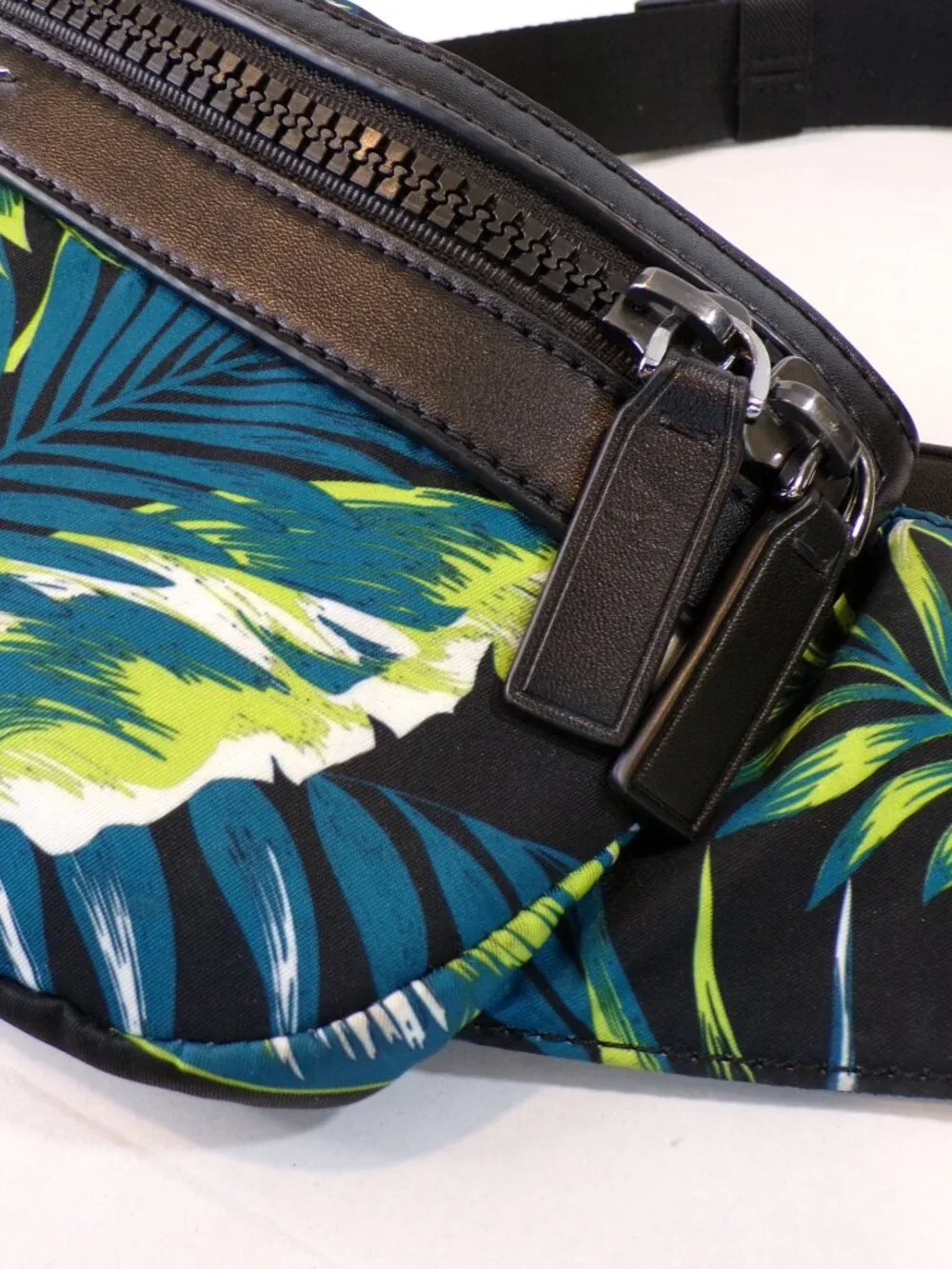Michael Kors Men Belt Bag Unique Sample Tropical Style
